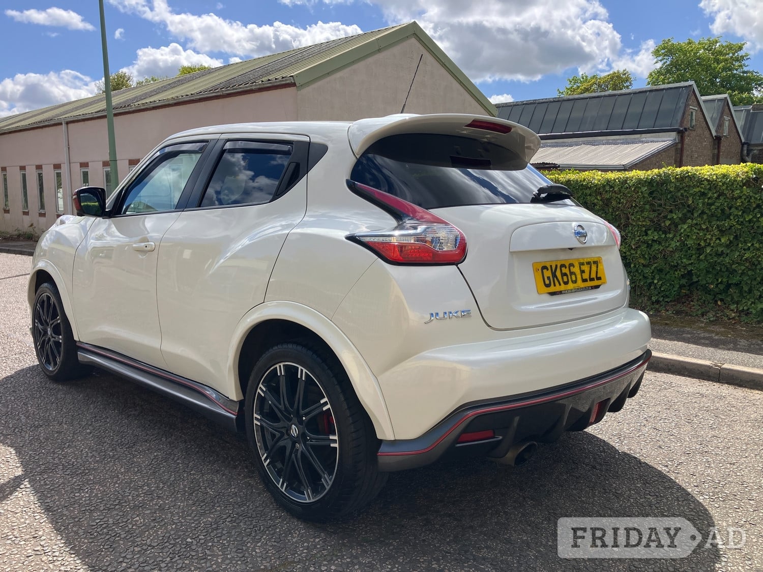 Nissan Juke 2016 - Cars