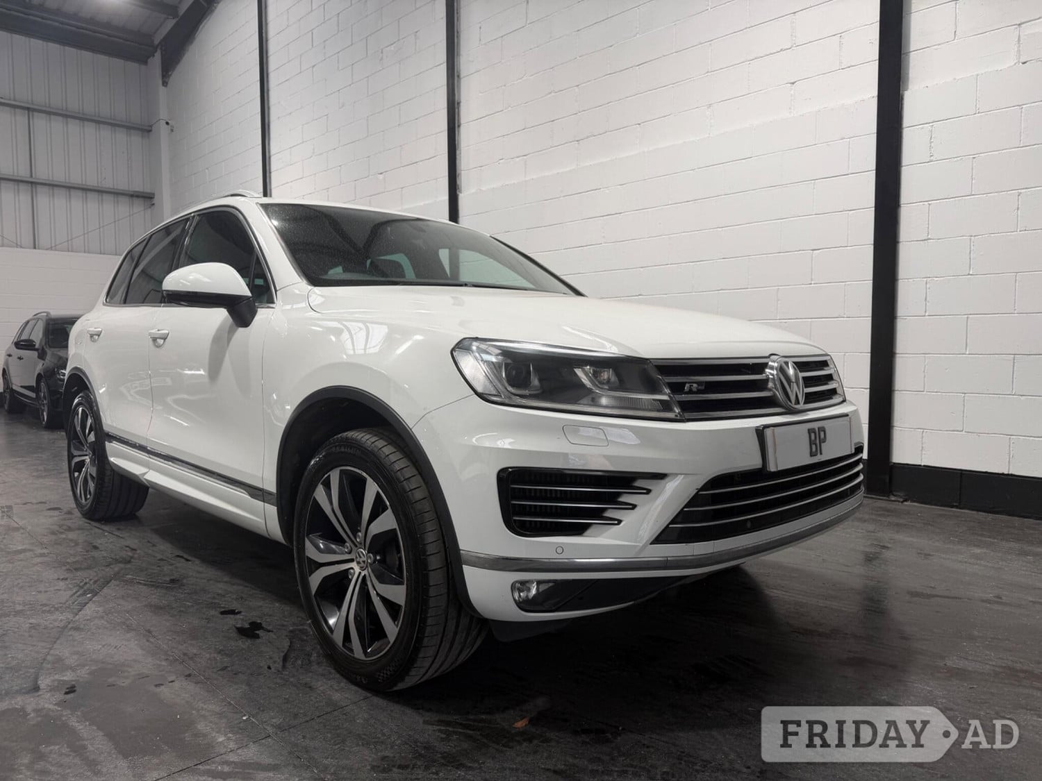 Volkswagen Touareg 2015 - Cars