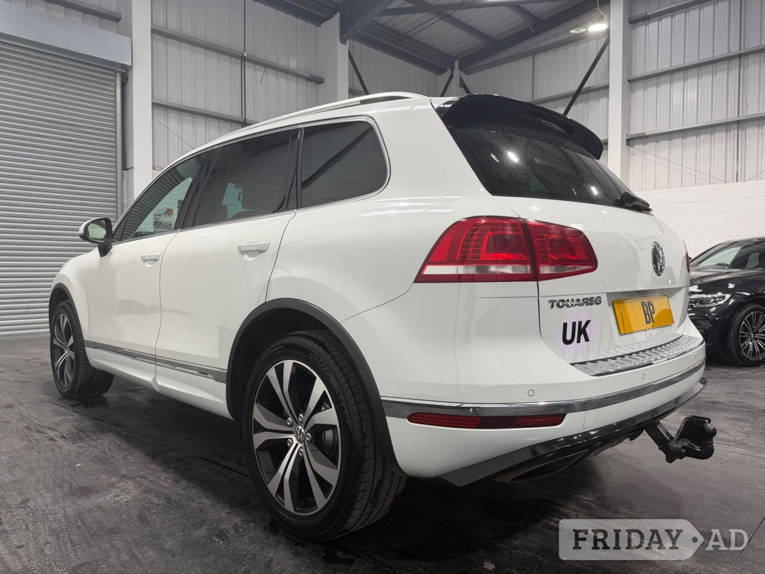 Volkswagen Touareg 2015 - Cars in Bradford