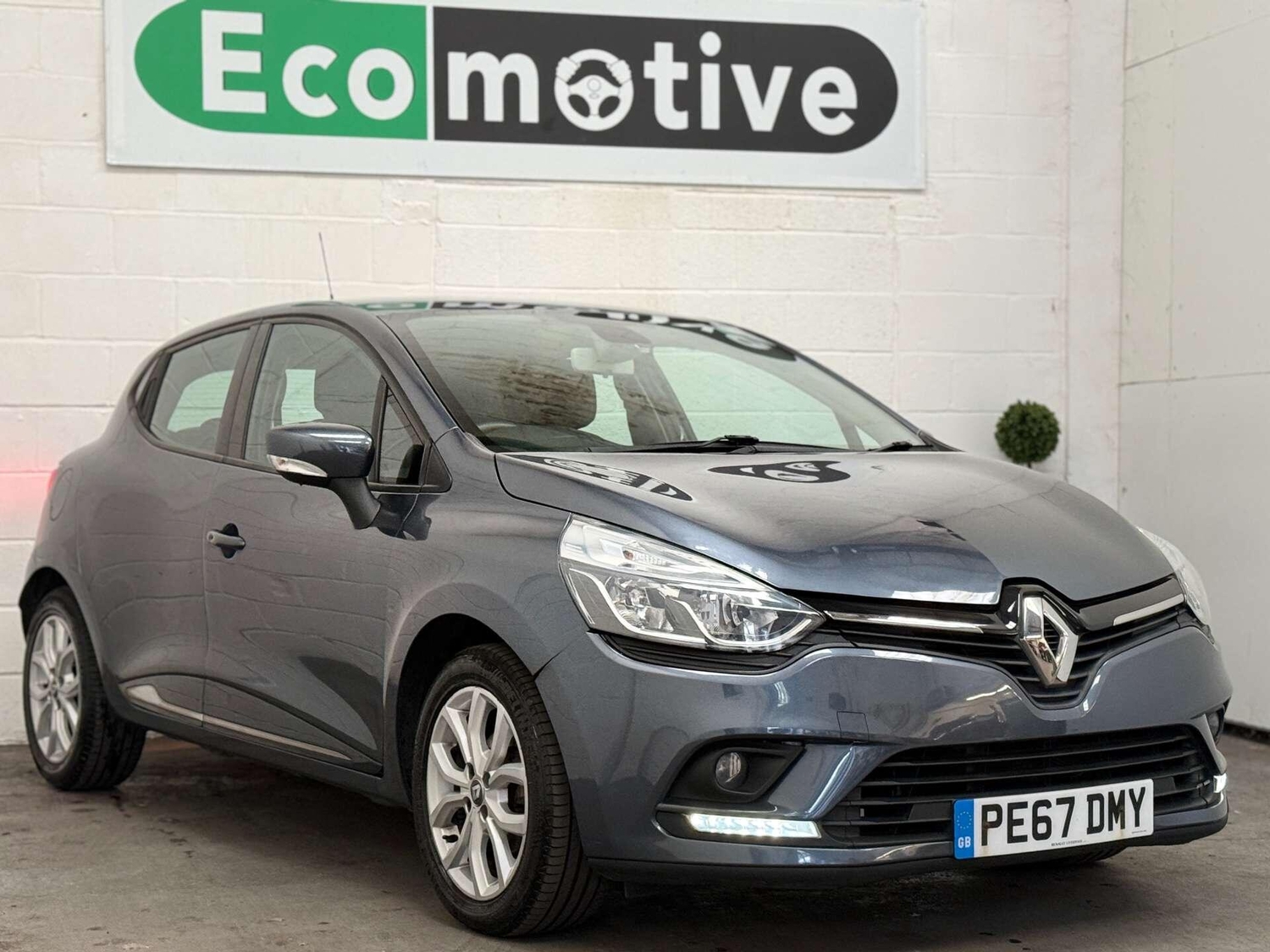 [ berth ]Renault Clio