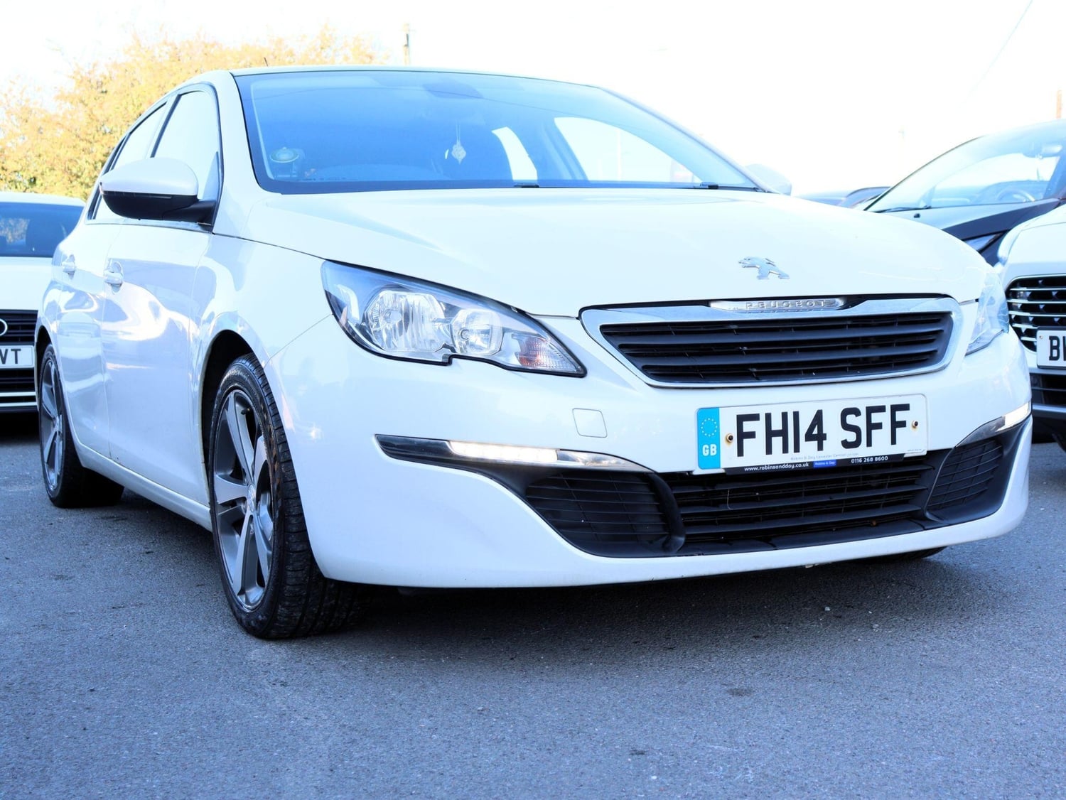 Peugeot 308 2014 - Cars in Coalville
