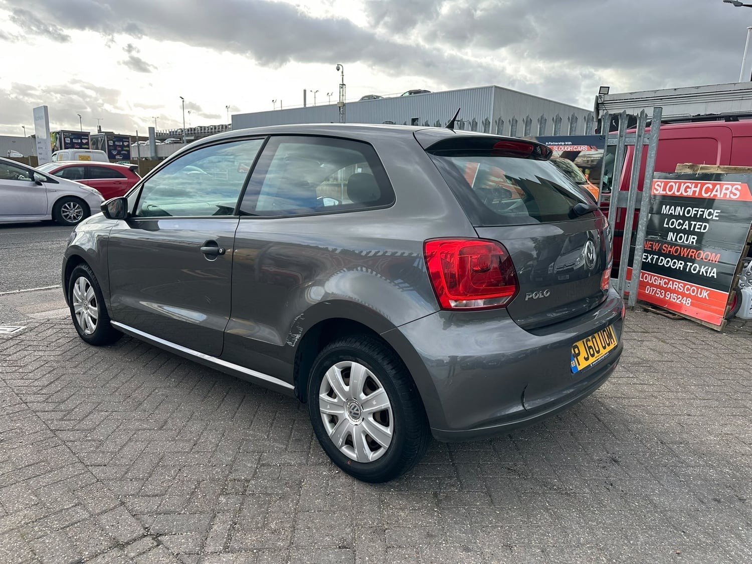 [ berth ]Volkswagen Polo