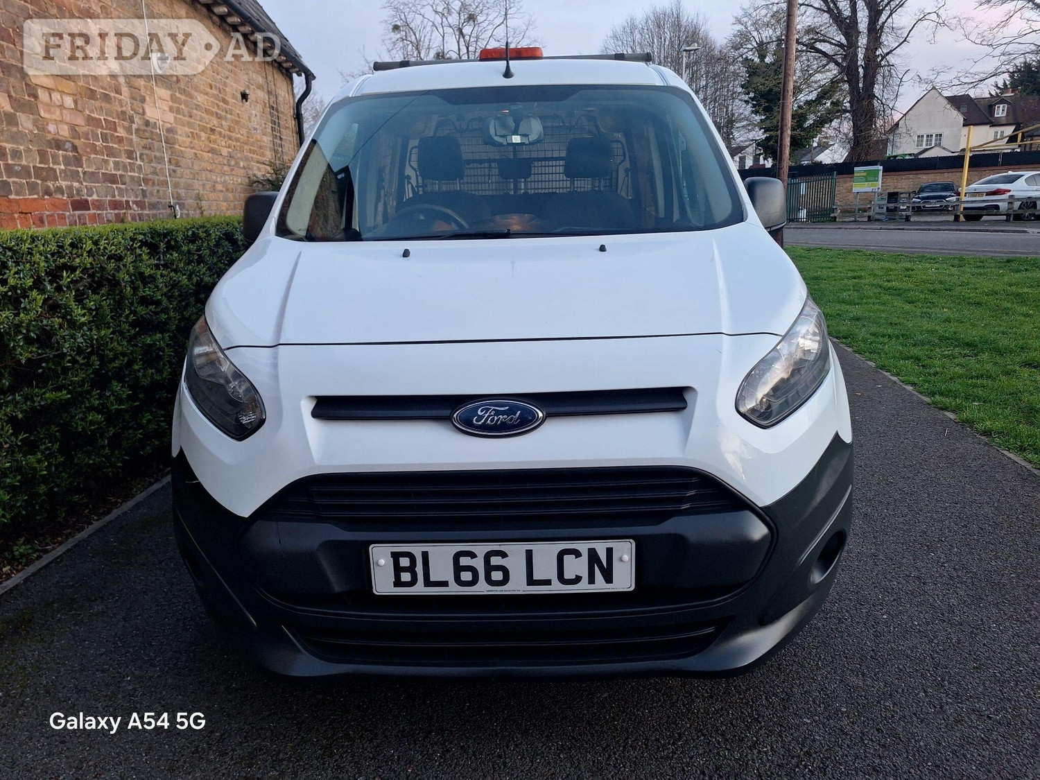 [ berth ]Ford Transit Connect