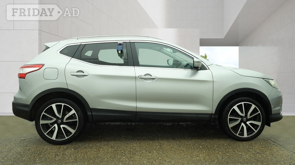 Nissan Qashqai 2016 - Cars
