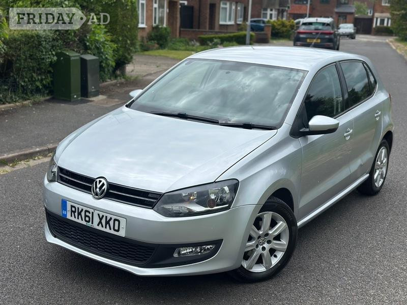 Volkswagen Polo 2011 - Cars
