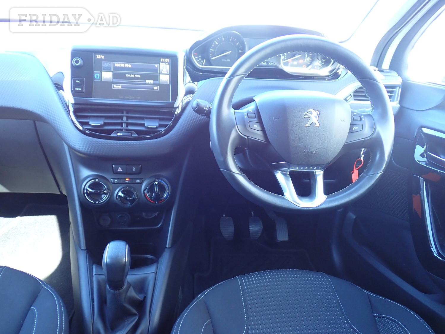 Peugeot 208 Tonbridge