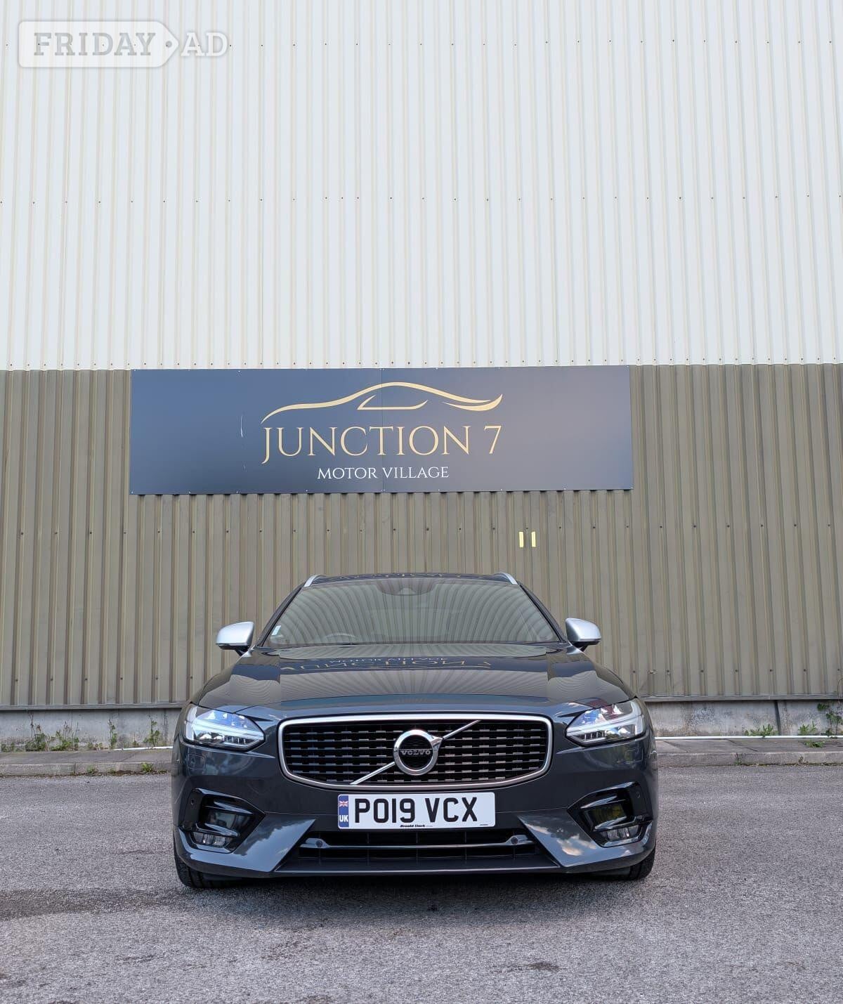 Volvo V90 2019 - Cars in Accrington