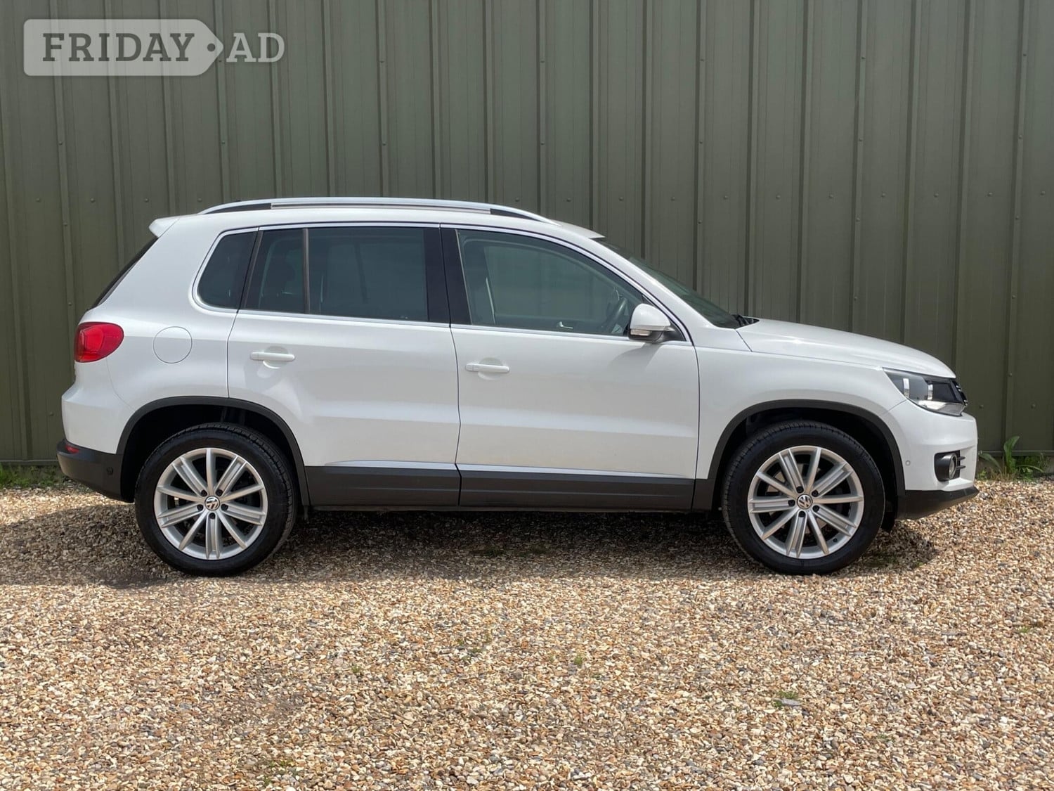 Volkswagen Tiguan 2016 - Cars in Wokingham
