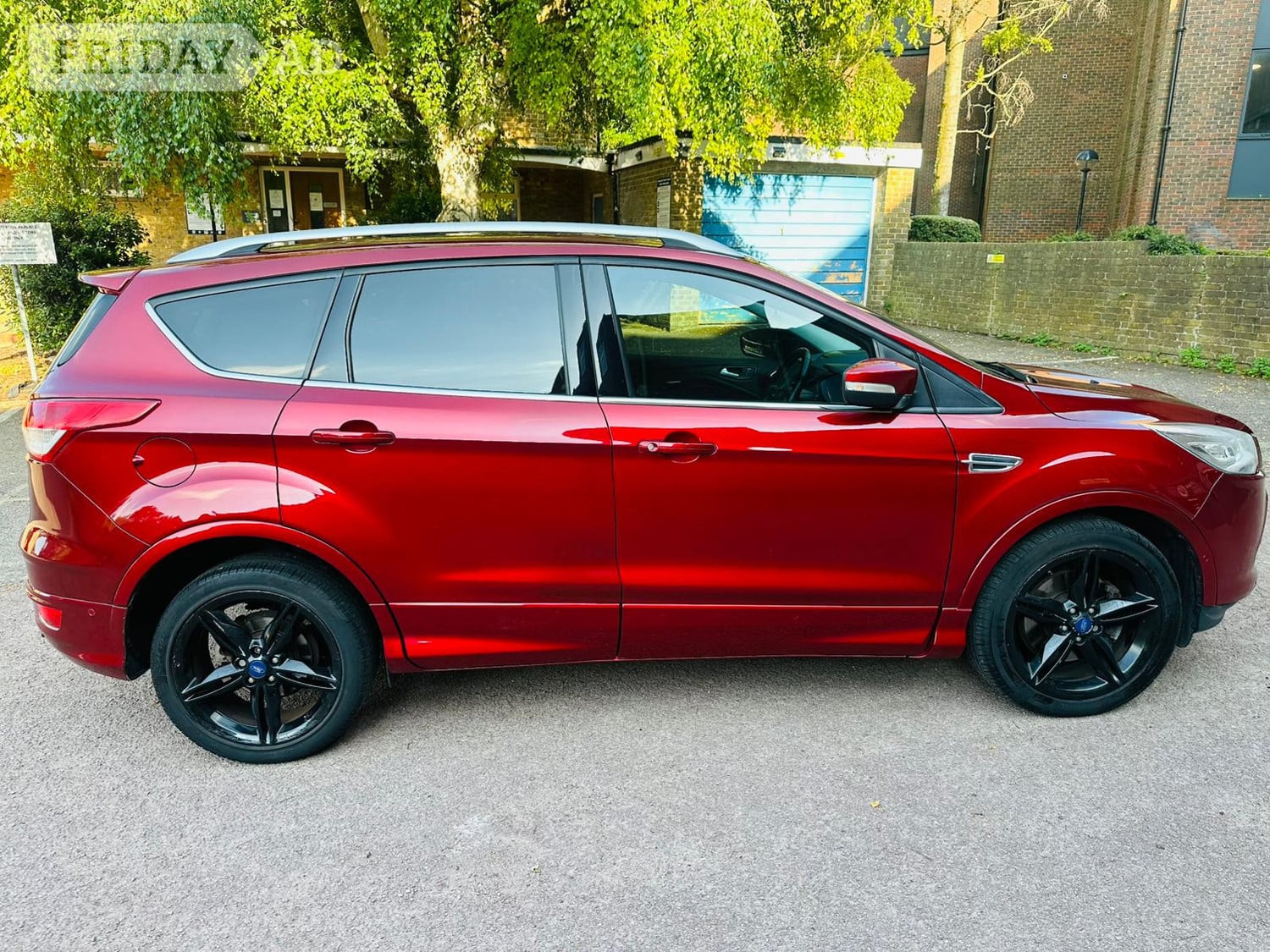 Ford Kuga 2016 - Cars in Gravesend