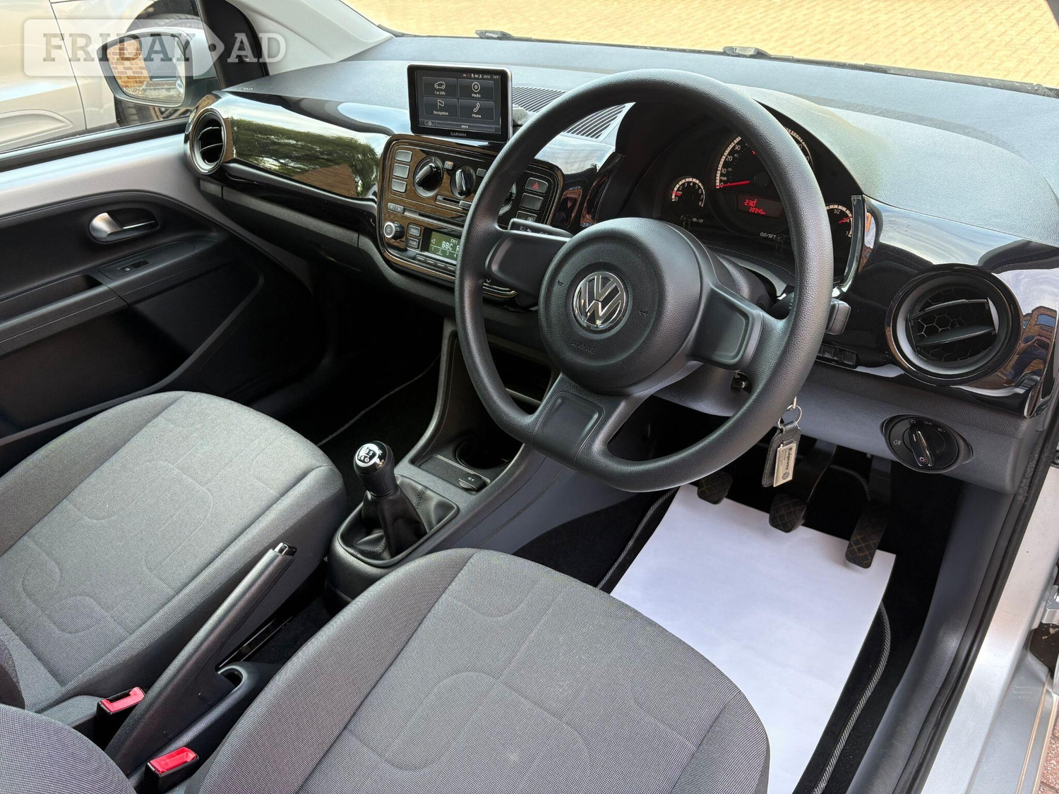 [ berth ]Volkswagen Up