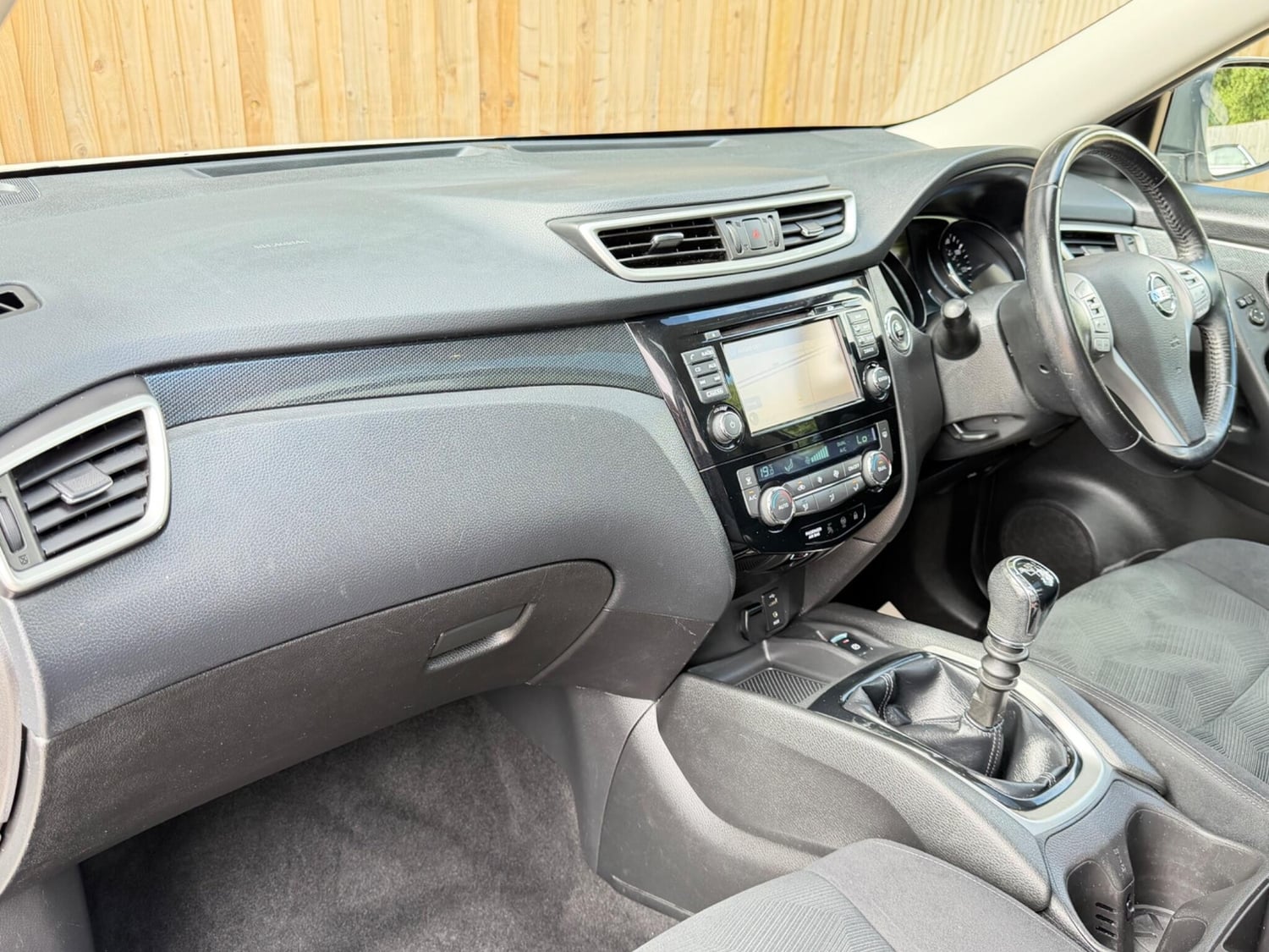 [ berth ]Nissan X-Trail