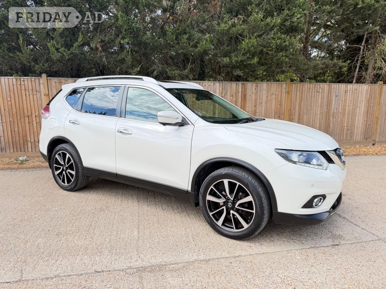 Nissan X-Trail 2017 - Cars in Tonbridge
