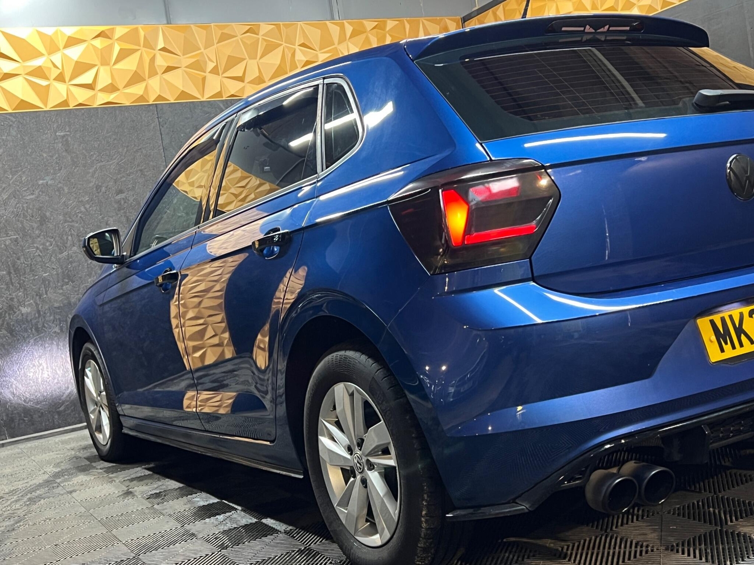 Volkswagen Polo 2020 - Cars