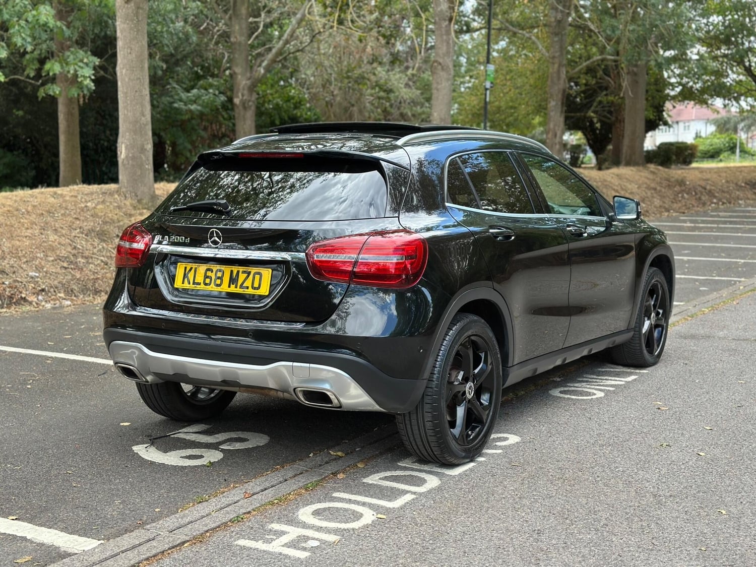 Mercedes-Benz GLA 2019 - Cars in Uxbridge
