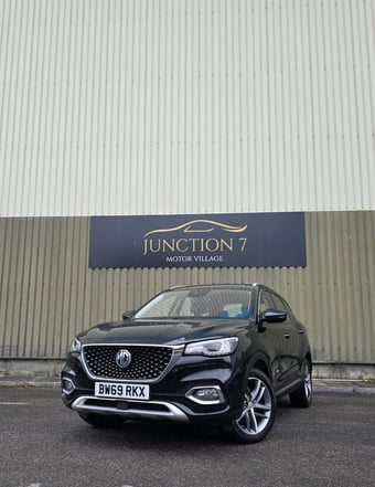 MG HS 2019
