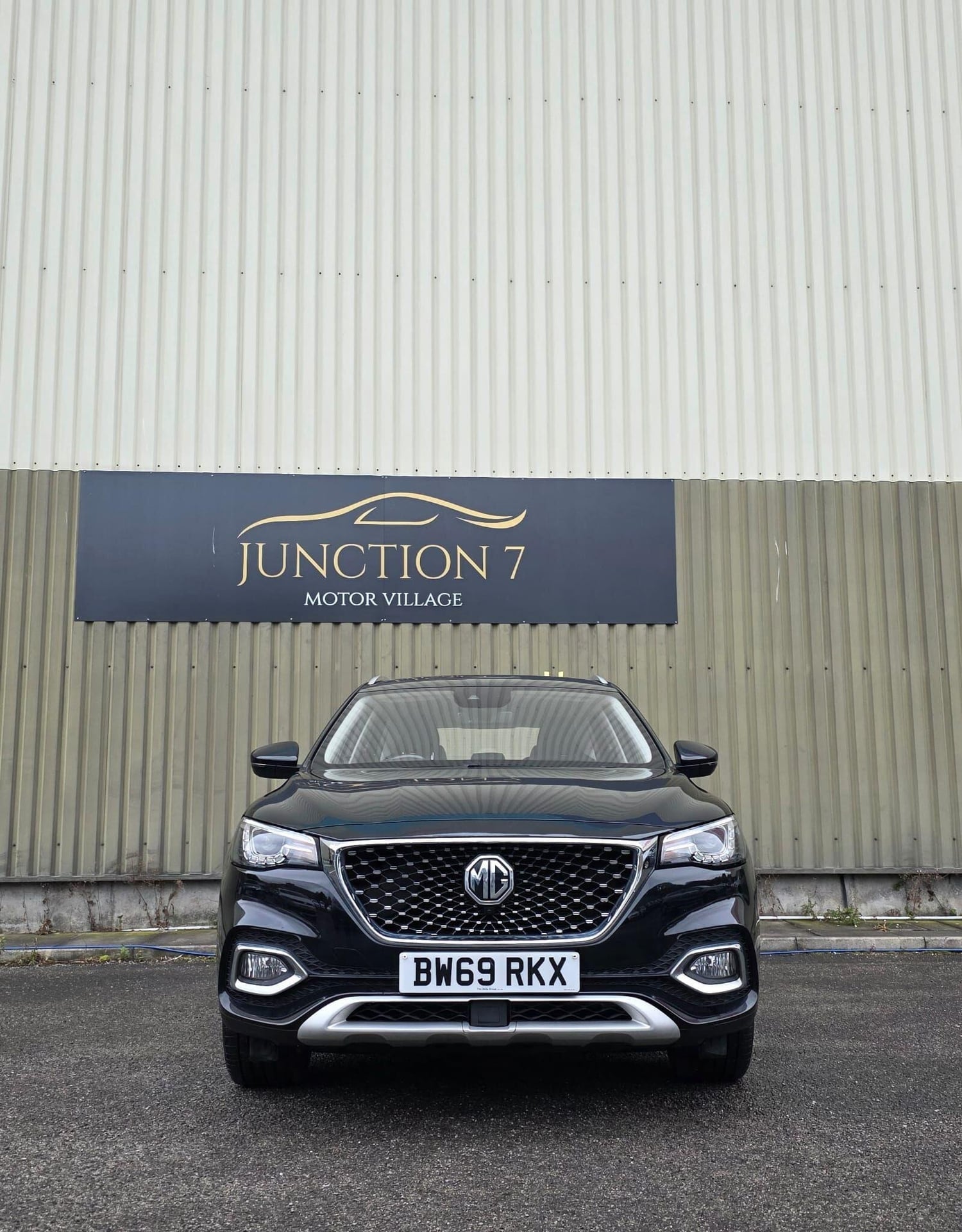 MG HS 2019 - Cars in Accrington