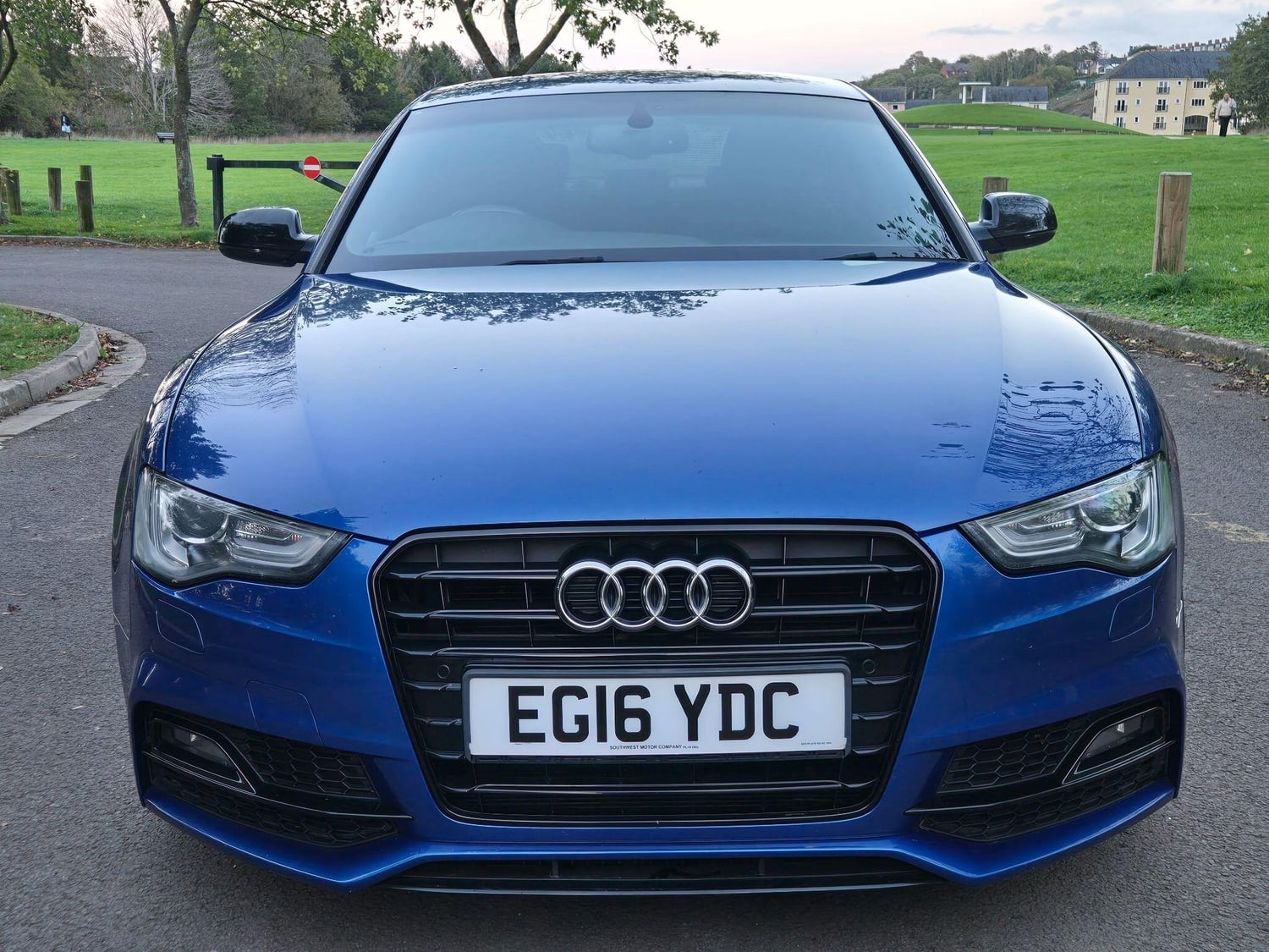 [ berth ]Audi A5