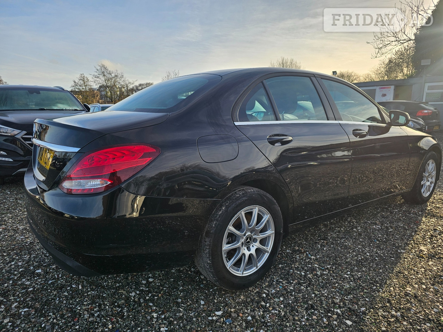 [ berth ]Mercedes-Benz C Class