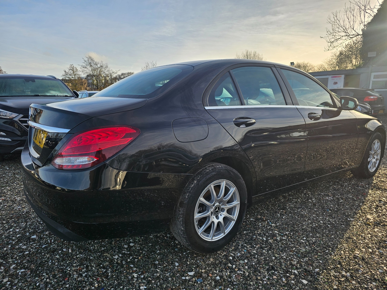 [ berth ]Mercedes-Benz C Class