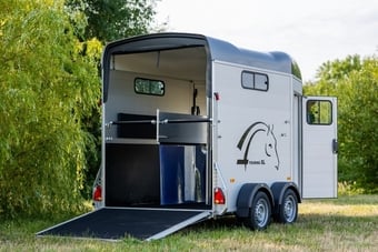 Cheval Liberte Touring XL  Horse Trailer