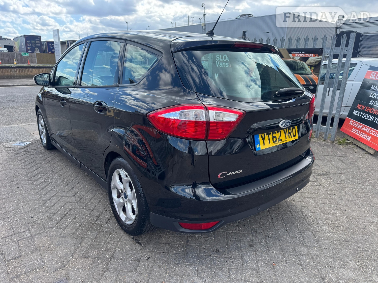 [ berth ]Ford C-MAX