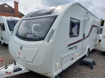 Swift Freestyle S4 SB 2015