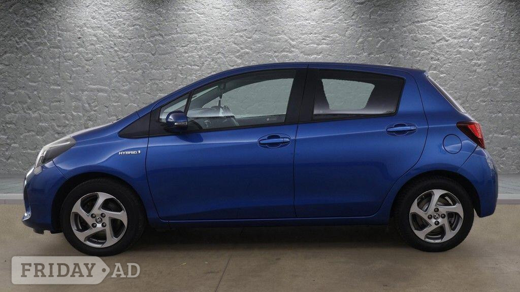 Toyota Yaris 2017 - Cars in Birmingham