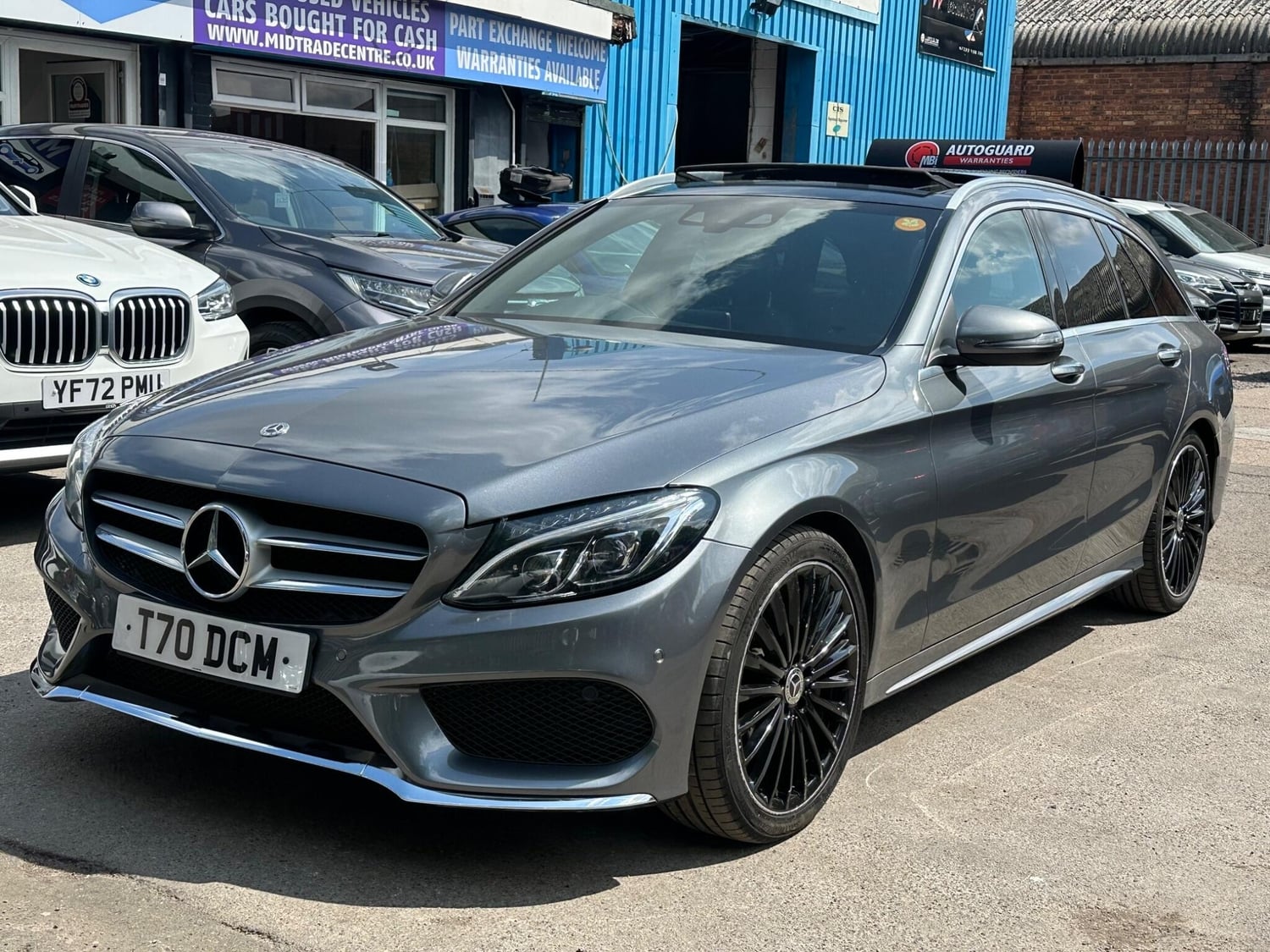 [ berth ]Mercedes-Benz C Class