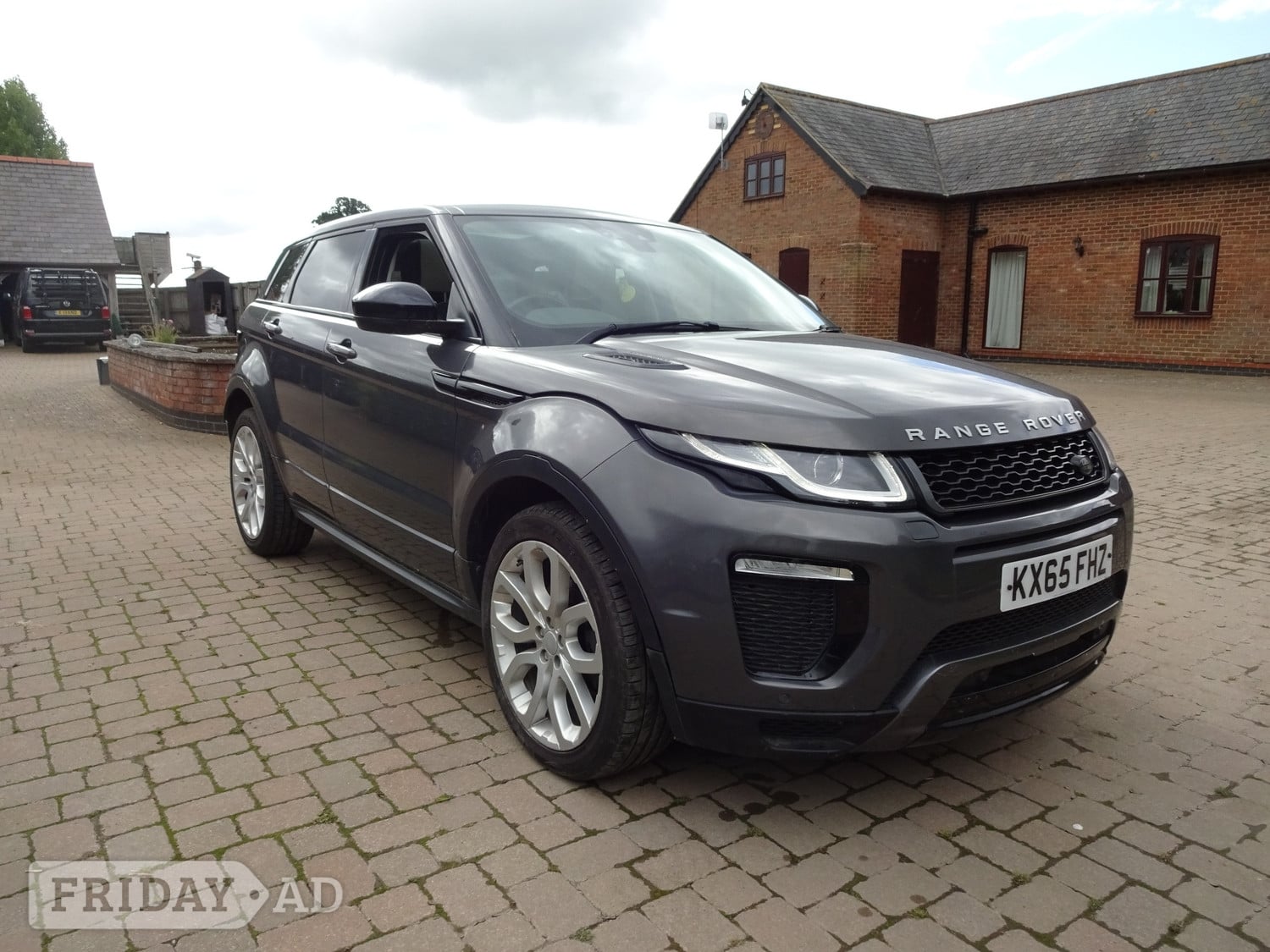 Land Rover Range Rover Evoque 2016 in Aylesbury