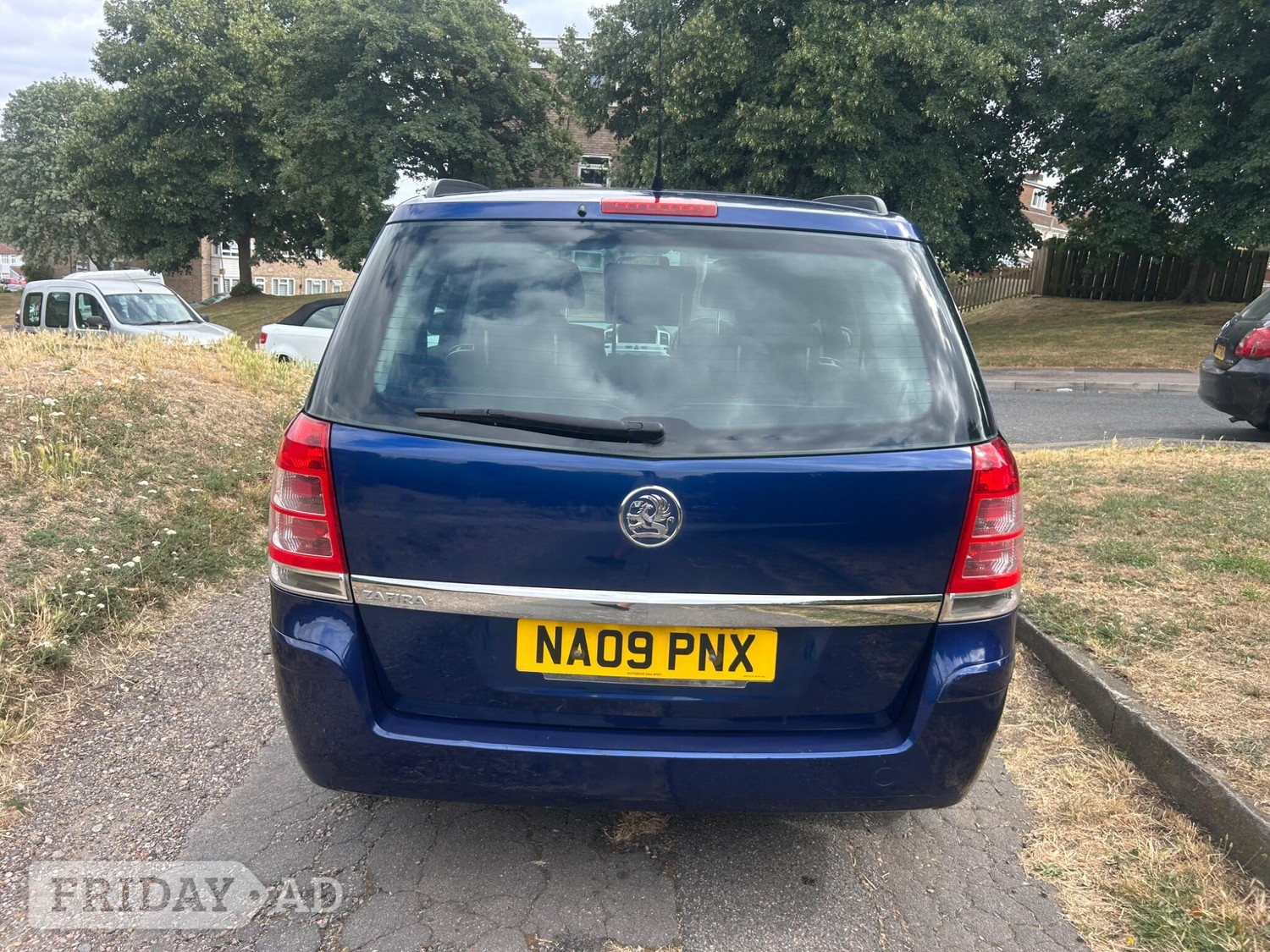 Vauxhall Zafira 2009 - Cars in Bexley