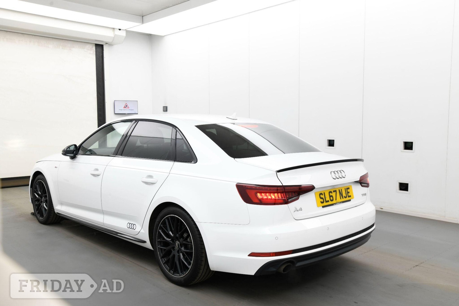[ berth ]Audi A4