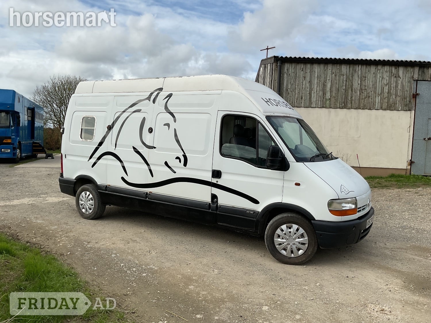 Equibabe  Renault Horsebox in Wadebridge