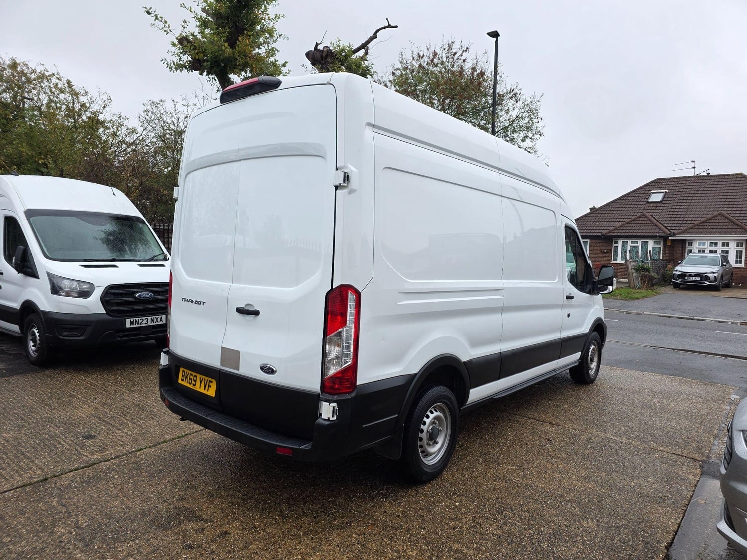 [ berth ]Ford Transit