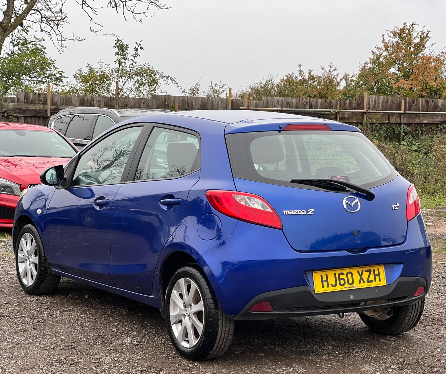 Mazda Mazda2 2010 - Cars