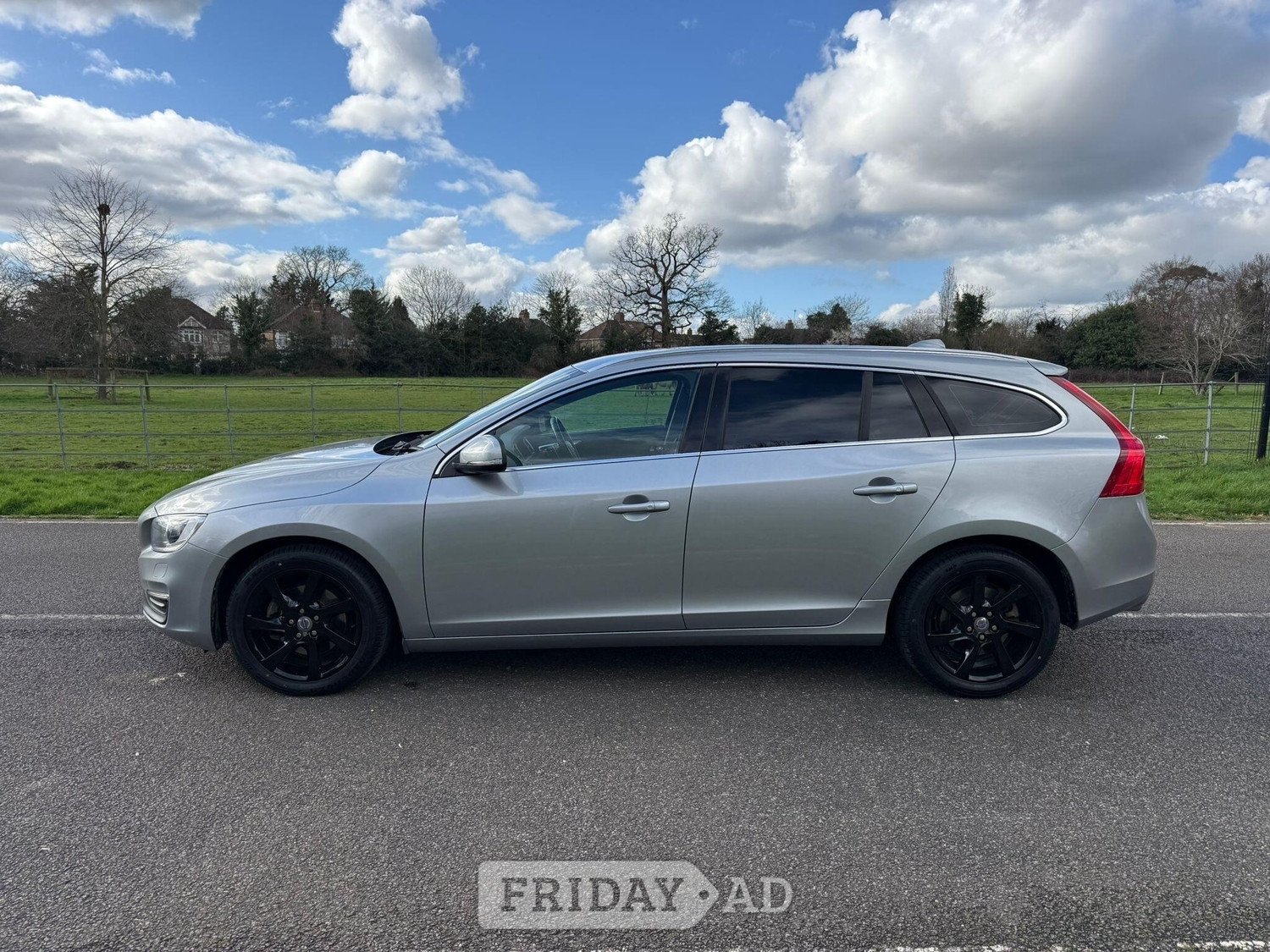 Volvo V60 2014 in Hayes