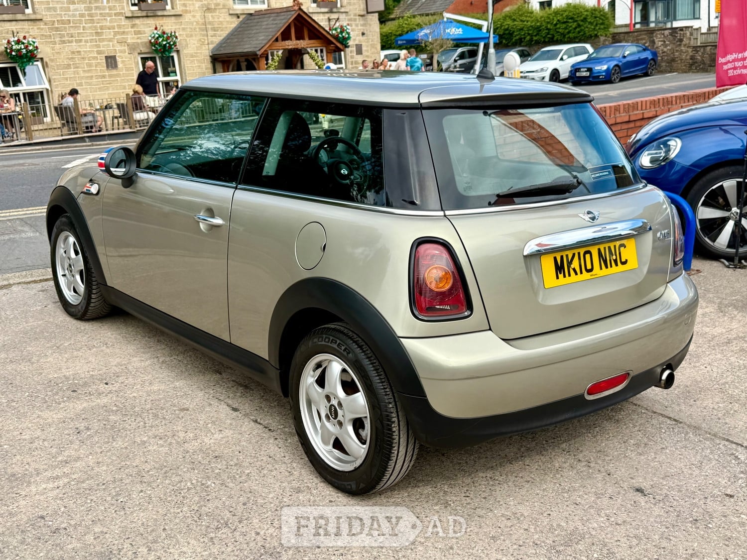 Mini Hatch 2010 - Cars