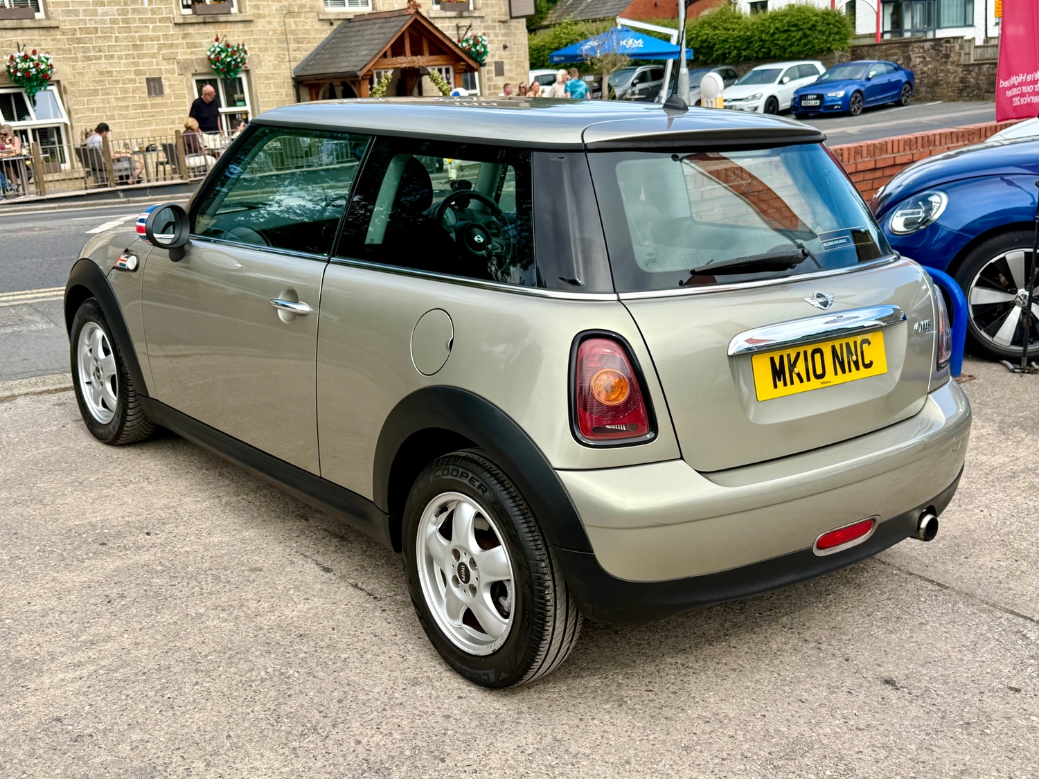 Mini Hatch 2010 - Cars