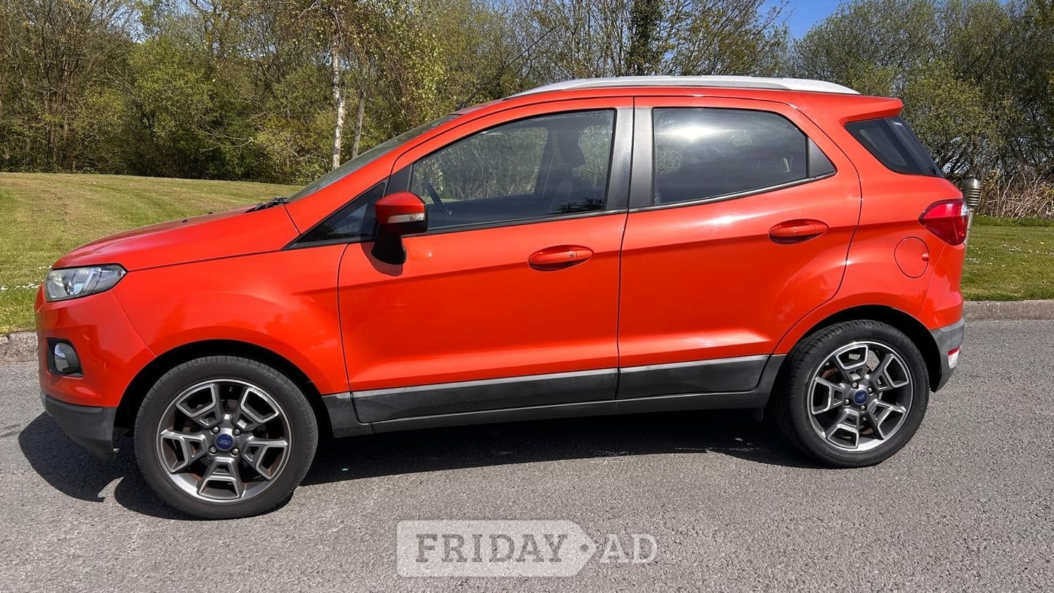 [ berth ]Ford Ecosport