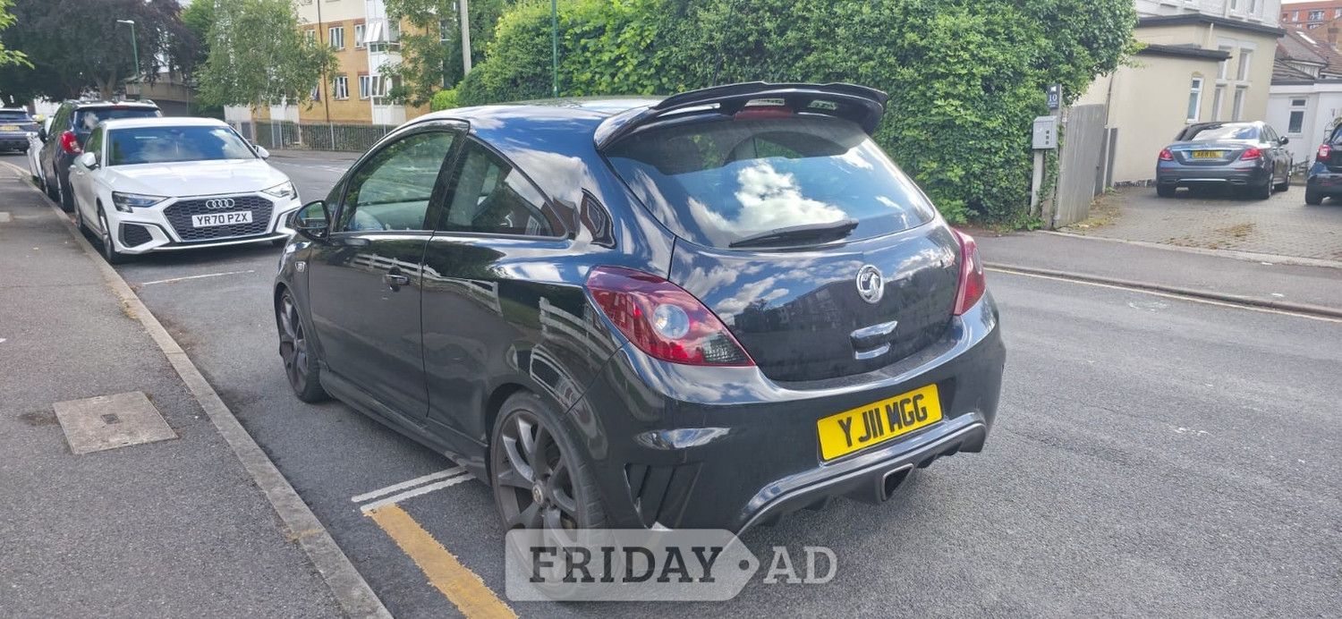 [ berth ]Vauxhall Corsa