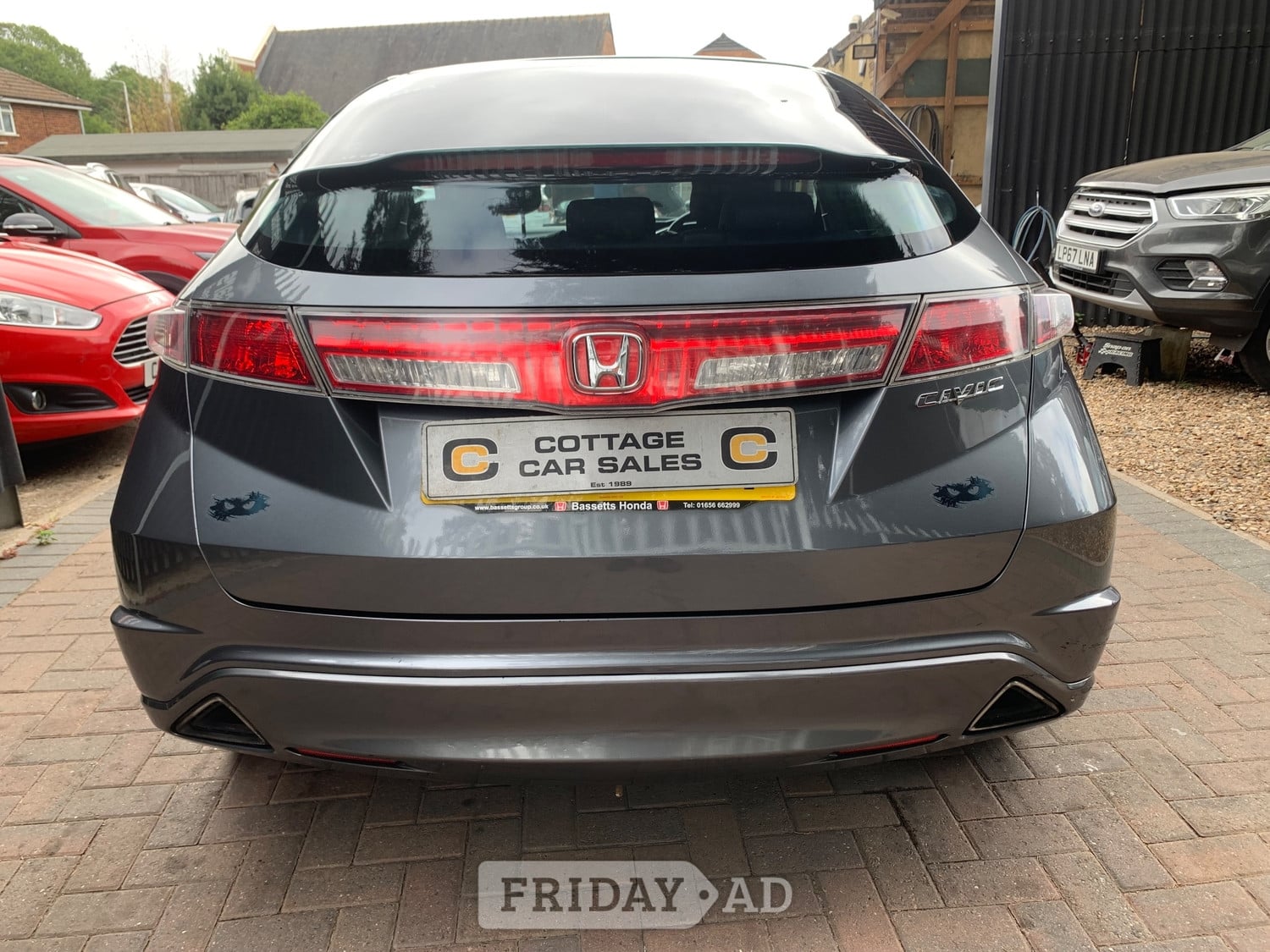 Honda Civic 2009 - Cars in Hayes