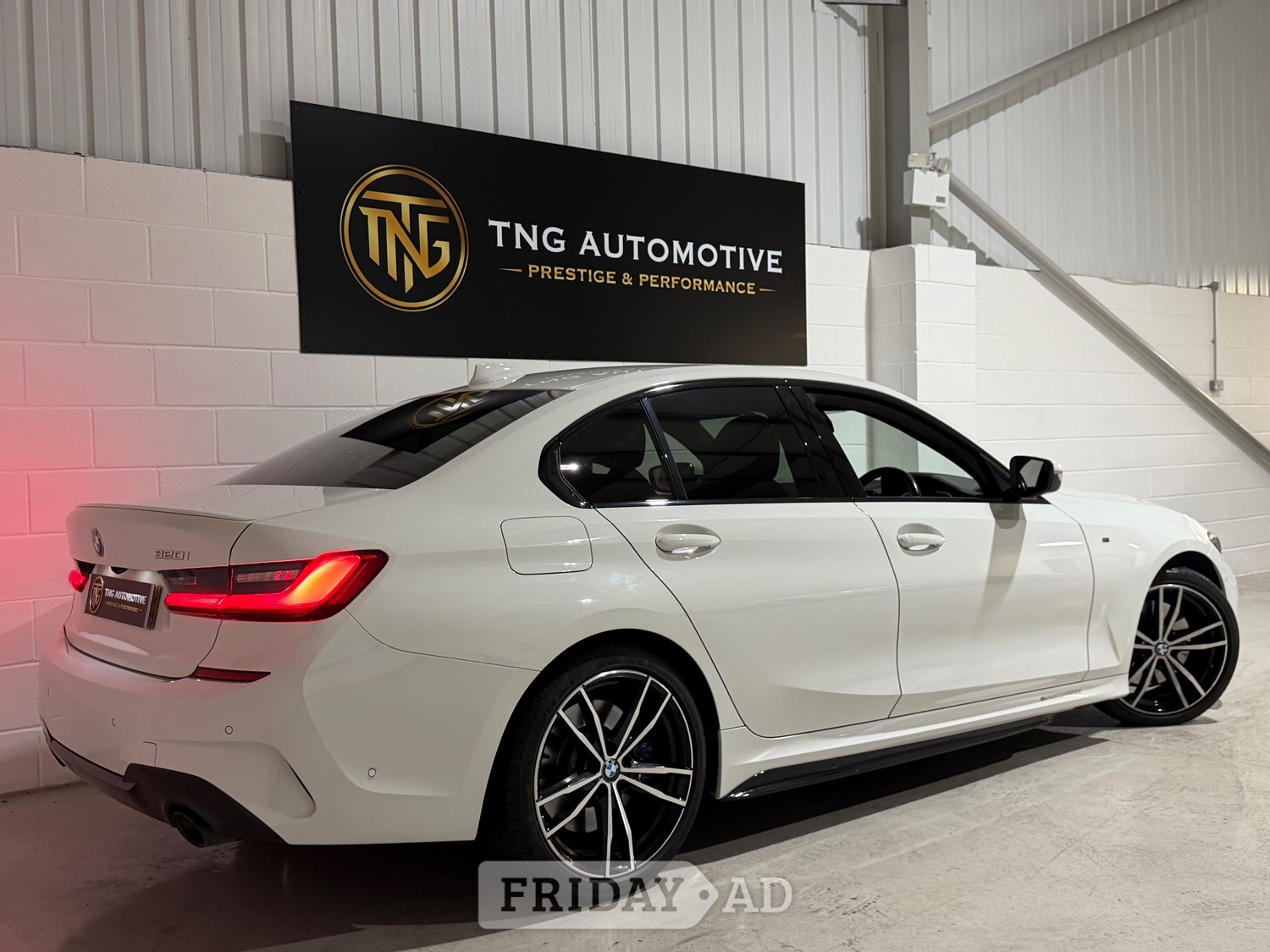 [ berth ]BMW 3 Series