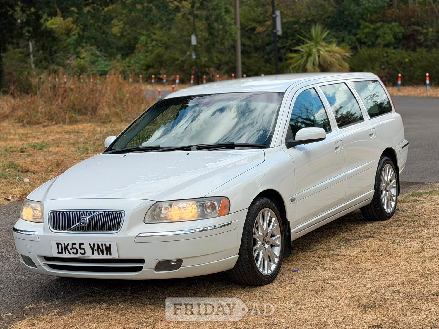 Volvo V70 2005 in Slough