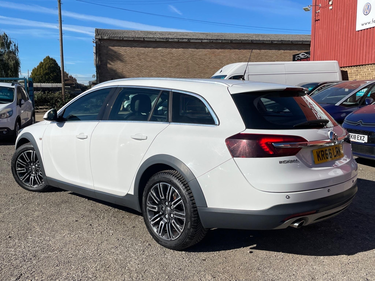 Vauxhall Insignia 2016 - Cars in Peterborough