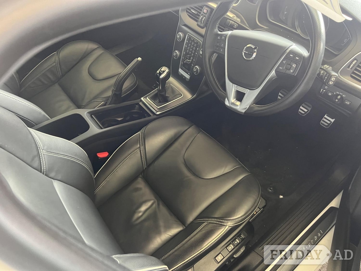 Volvo V40 Sutton