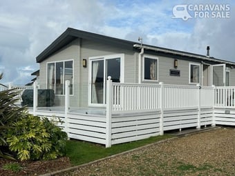 2019 Willerby Clearwater Lodge, 94 years left on Licence