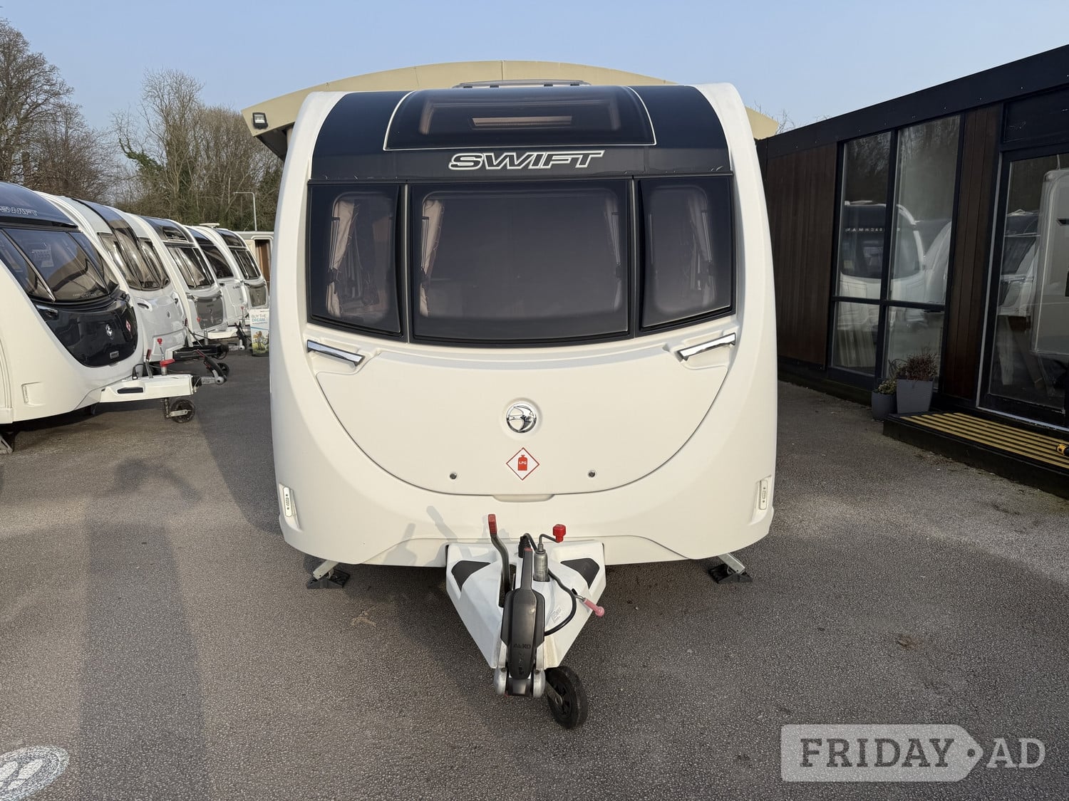 [2 berth ]Swift Coastline A2