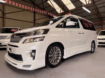 Toyota Vellfire 2012