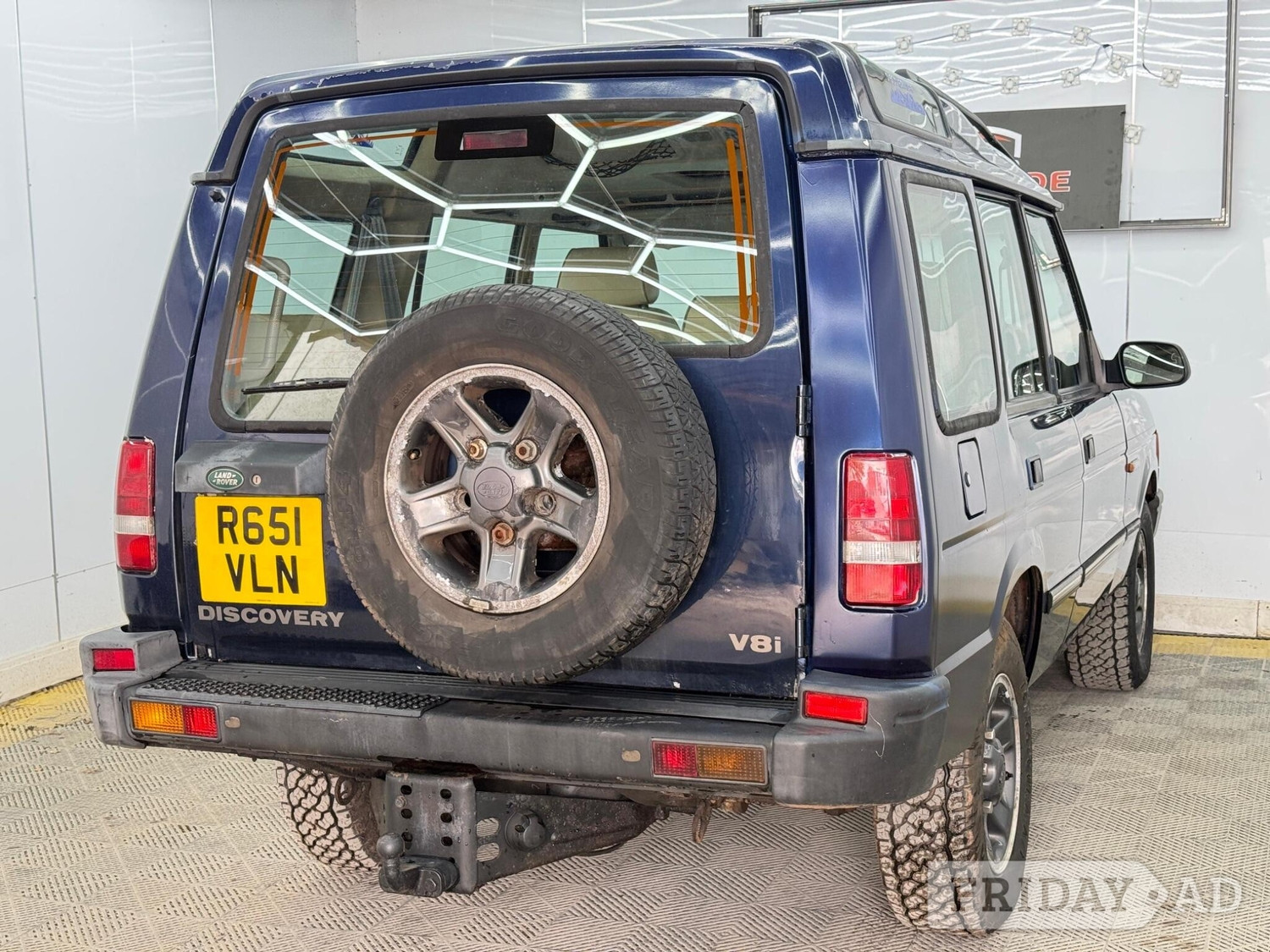 Land Rover Discovery 1998 - Cars in Hillingdon
