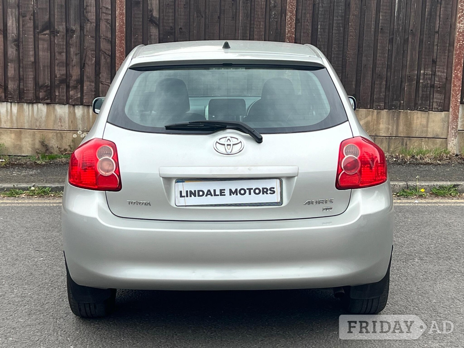 [ berth ]Toyota Auris