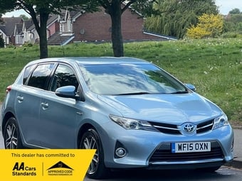 Toyota Auris 2015